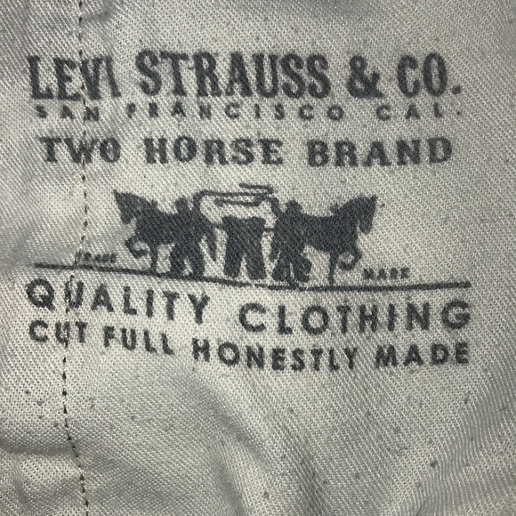 Men’s 4 Pocket Levi’s - Picture 3 of 8